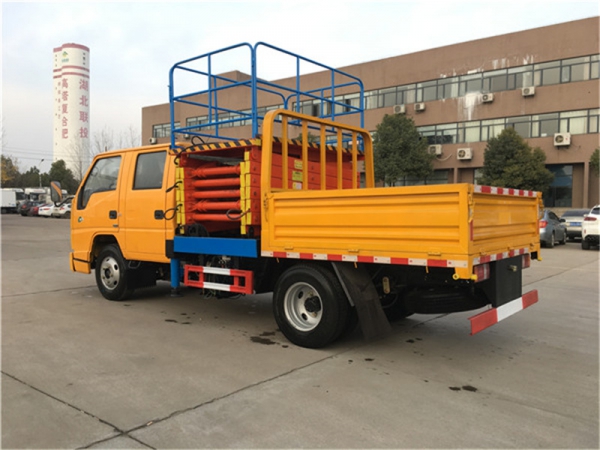 (國(guó)六)江鈴10米剪叉式升降平臺(tái)高空作業(yè)車(chē)